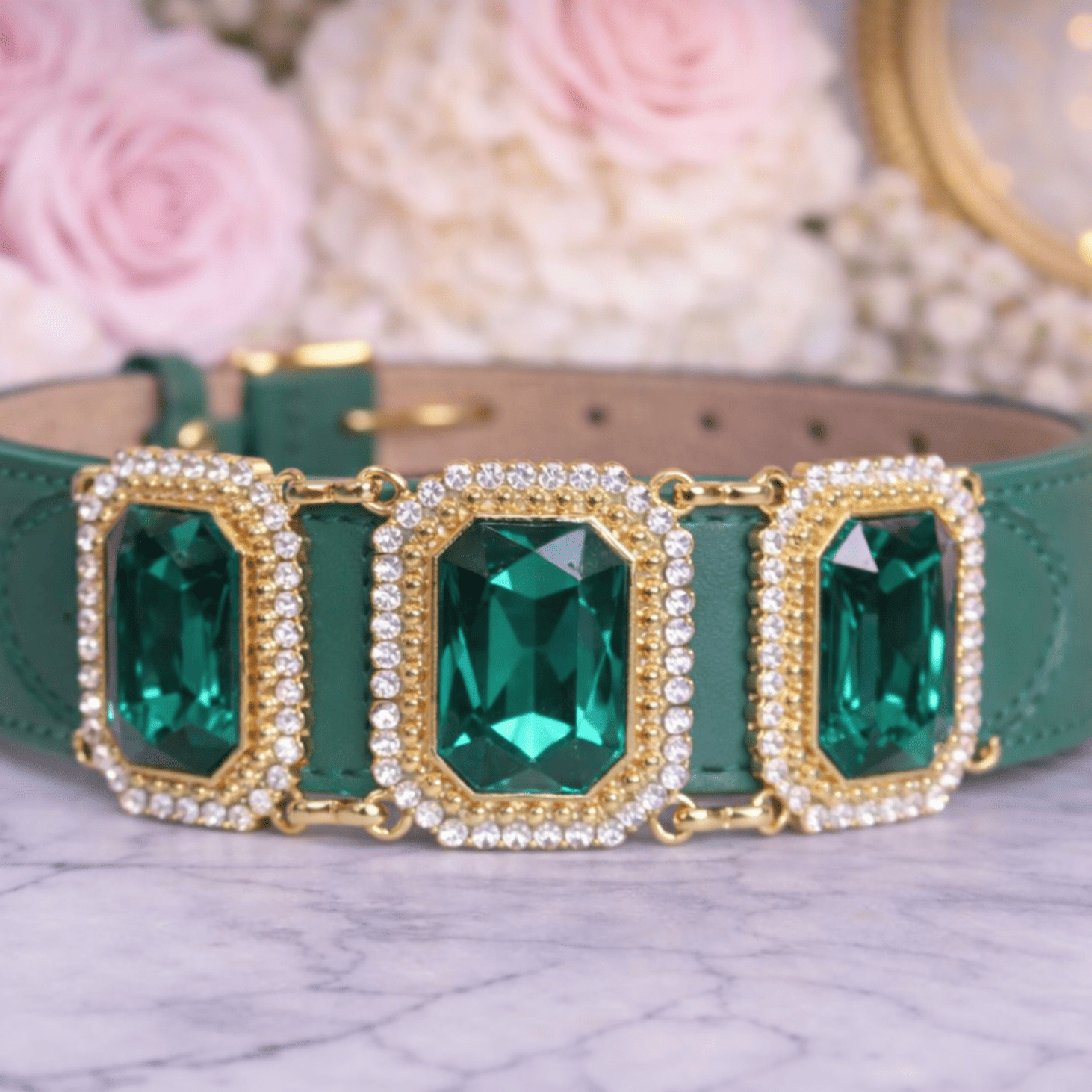 château eclat emerald dog collar